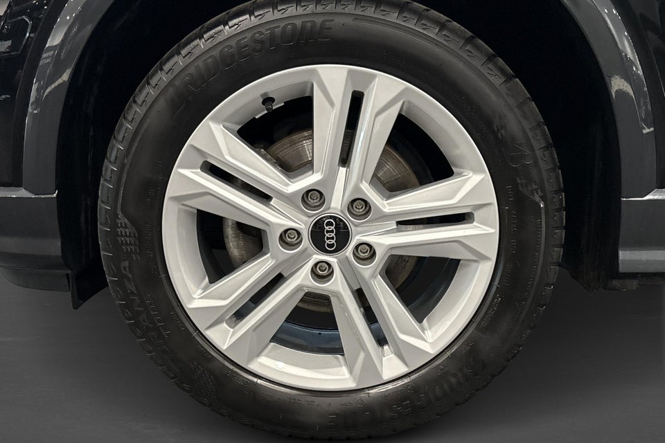 Audi Q2 35 TFSi Prestige S-tr. 5d