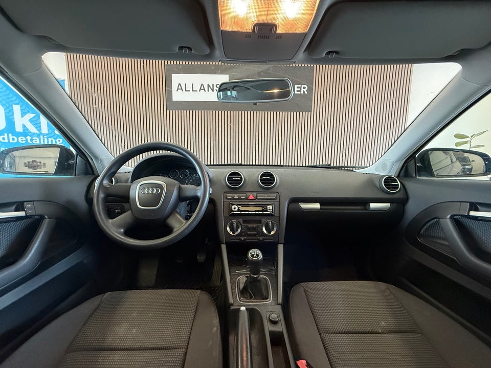 Audi A3 1,6 Ambiente 3d