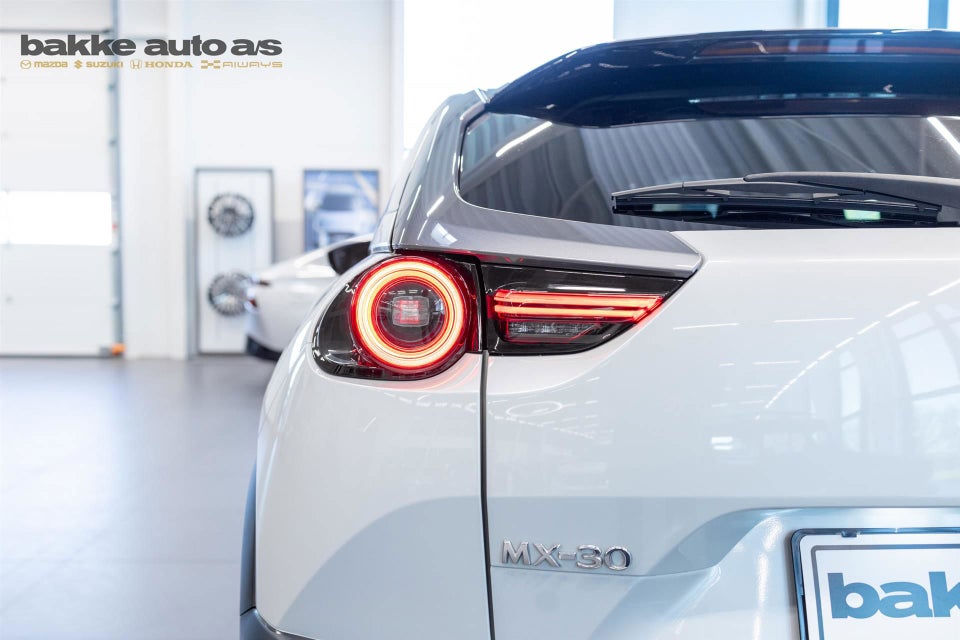 Mazda MX-30 e-SkyActiv Cosmo 5d