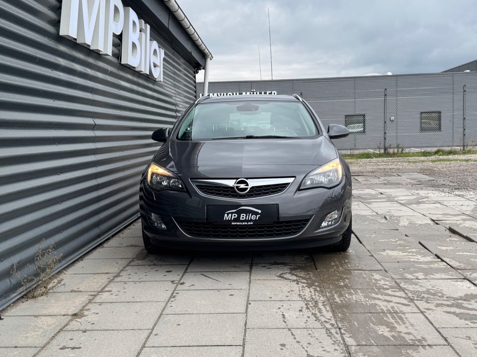 Opel Astra 1,4 T 140 Sport Sports Tourer 5d