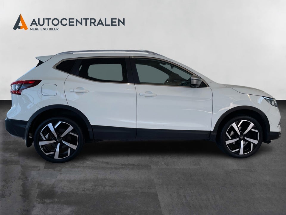 Nissan Qashqai 1,6 Dig-T 163 Tekna+ 5d