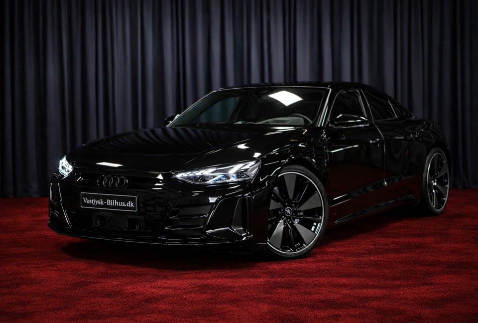 Audi e-tron GT quattro 4d