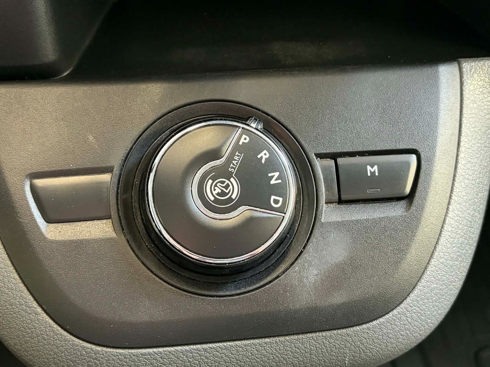 Toyota ProAce 2,0 D 122 Medium Comfort Master aut. 5d