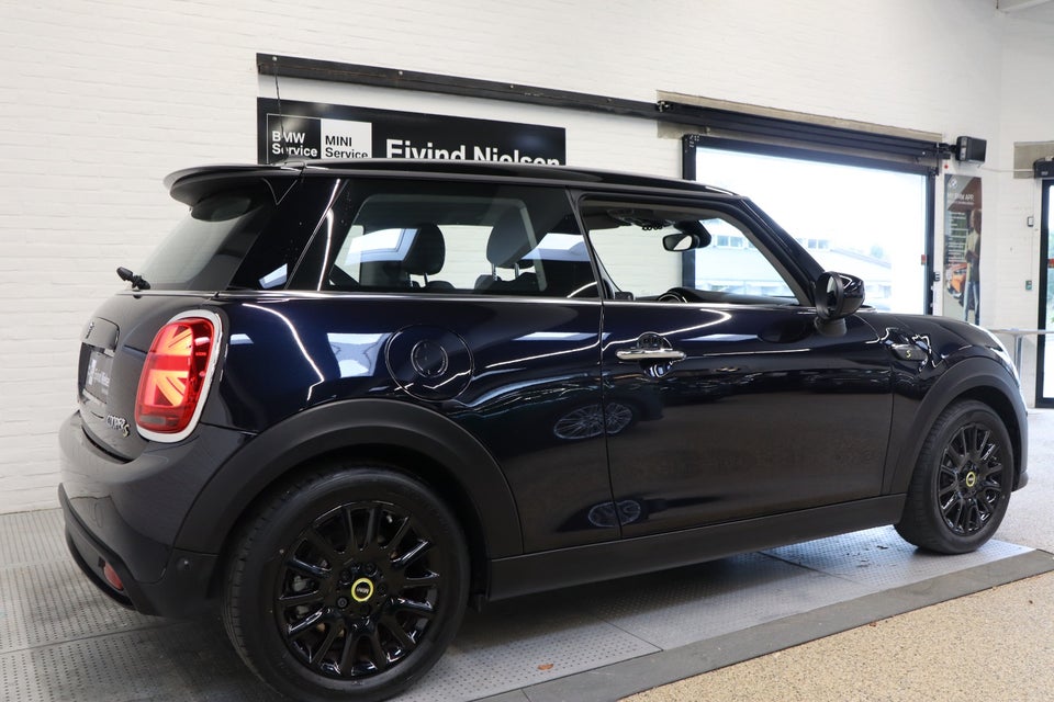 MINI Cooper SE Maximise 3d