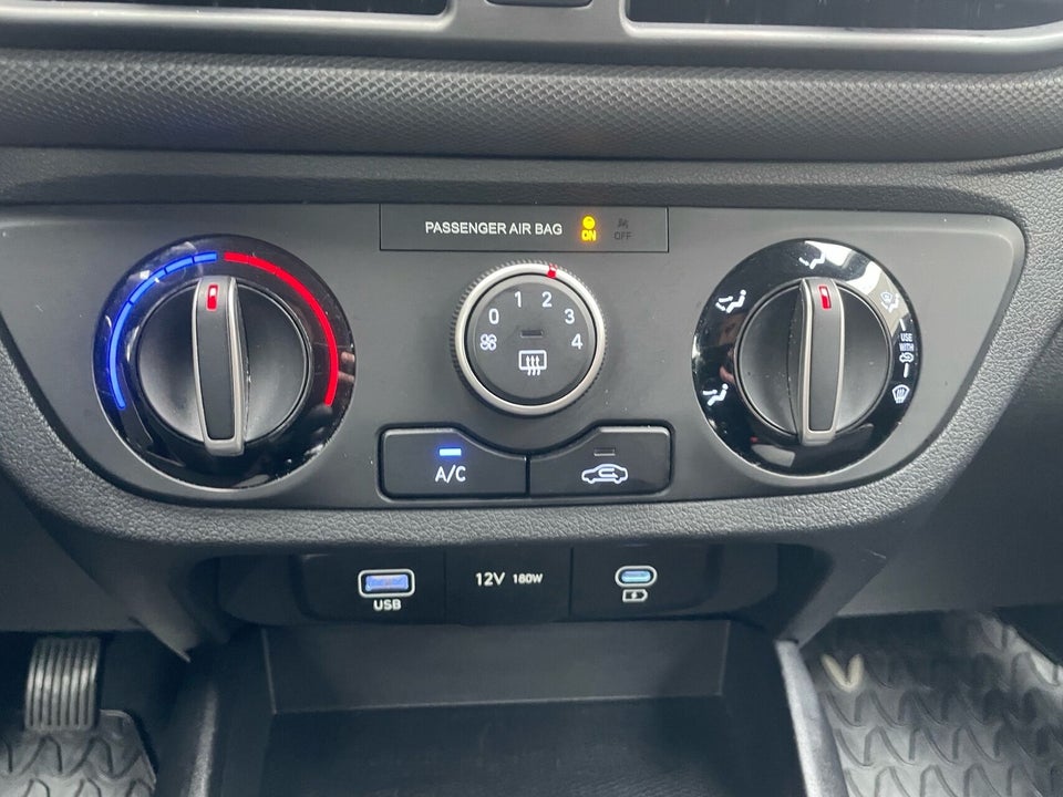 Hyundai i10 1,0 MPi Essential 5d