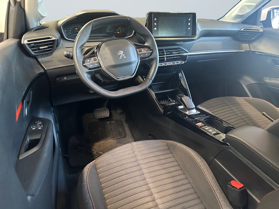Peugeot e-208 50 Active 5d