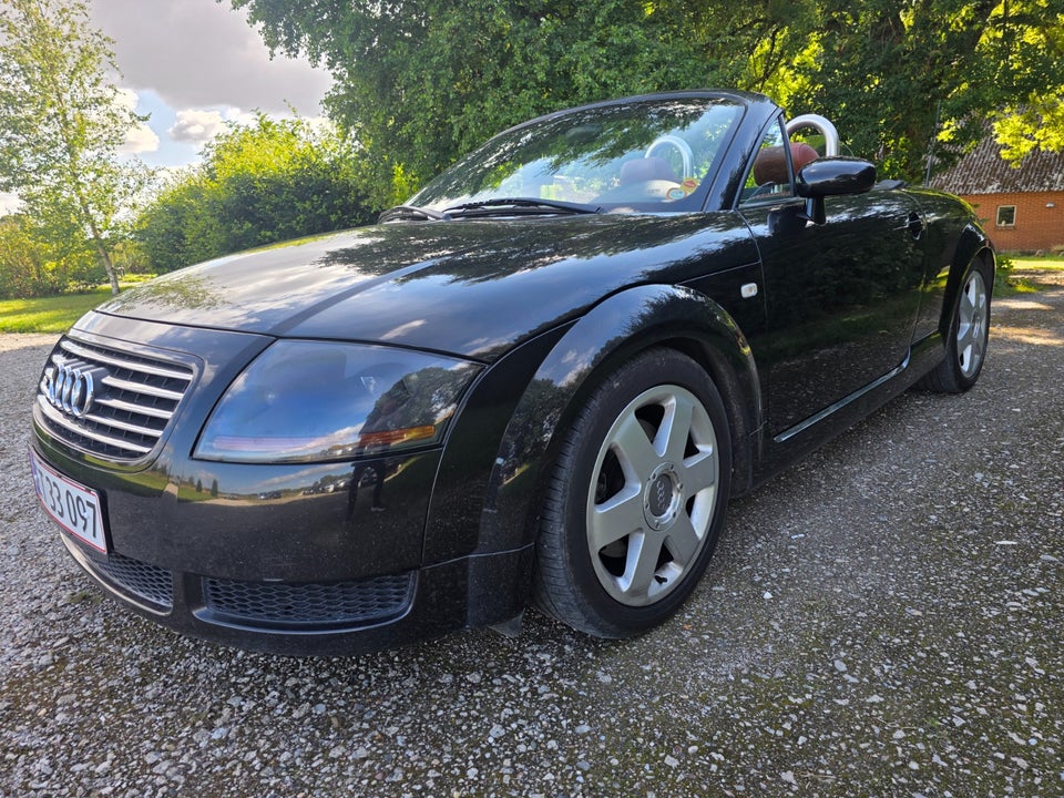 Audi TT 1,8 T 225 Roadster quattro 2d