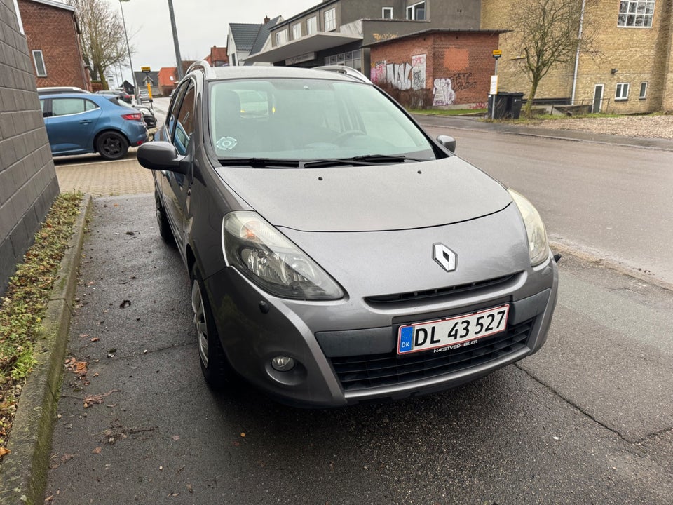 Renault Clio III 1,5 dCi 75 Avantage Sport Tourer 5d