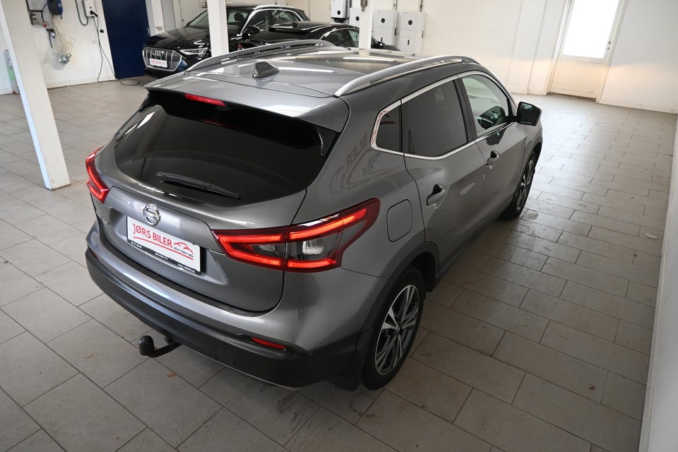 Nissan Qashqai 1,2 Dig-T 115 N-Connecta X-tr. 5d