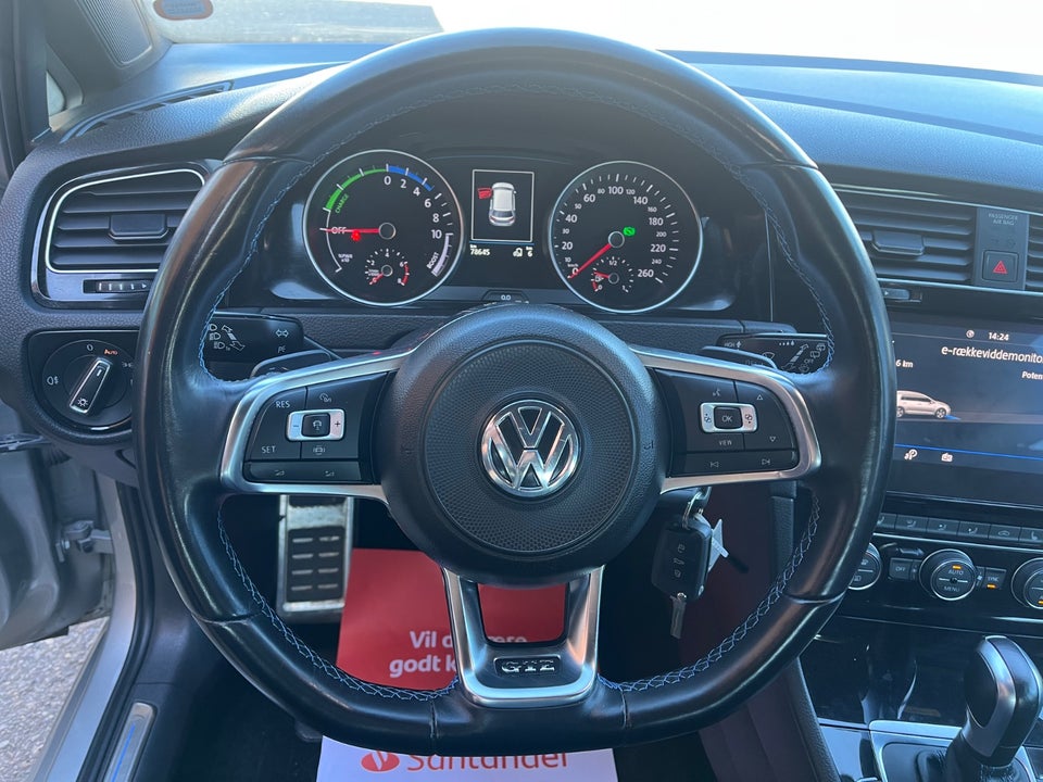 VW Golf VII 1,4 GTE DSG 5d