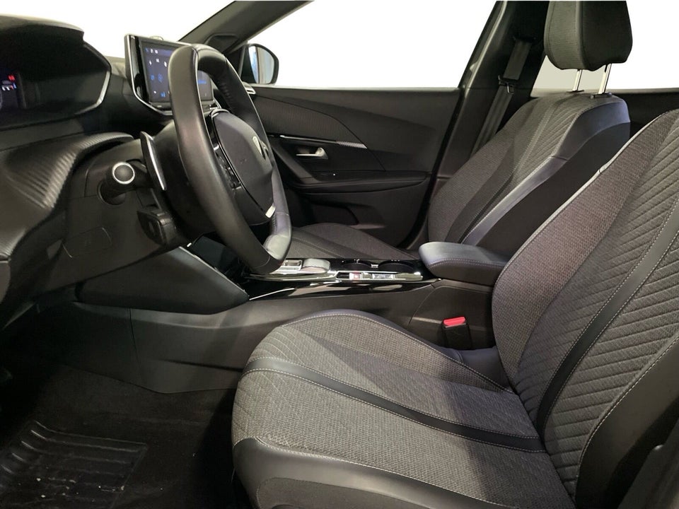 Peugeot 2008 1,2 PureTech 130 Allure EAT8 5d