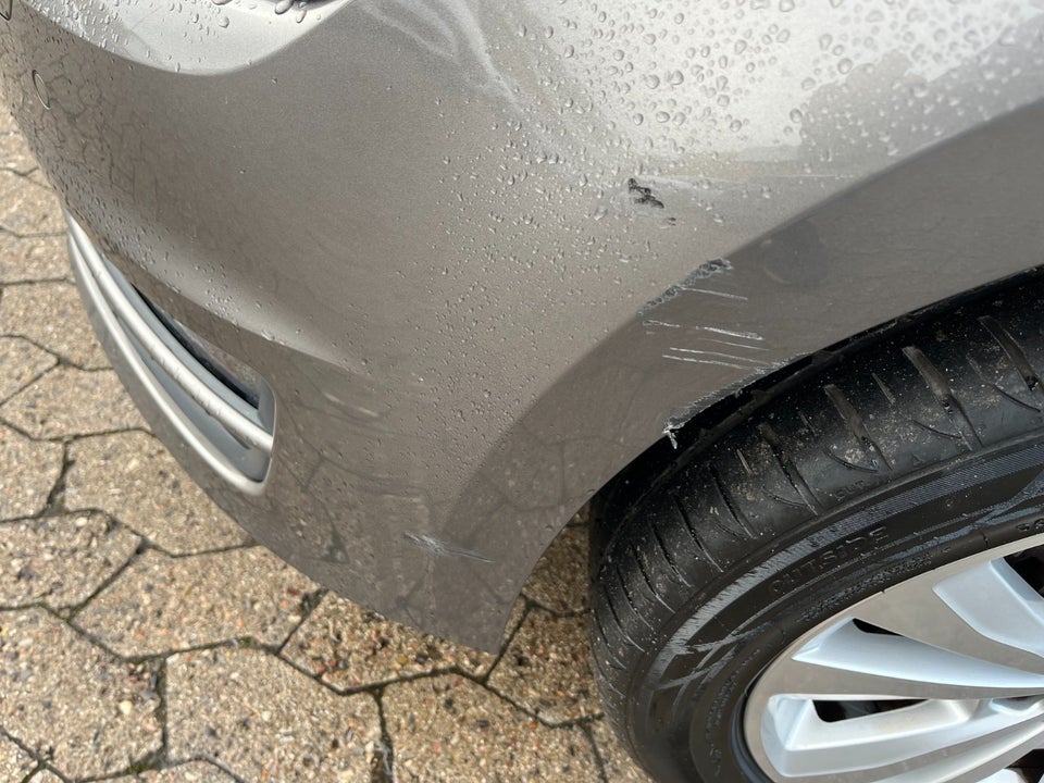 VW Golf VII 1,4 TSi 122 Comfortline BMT 5d