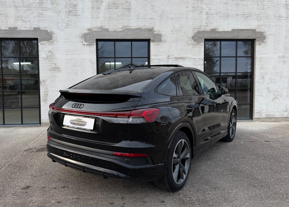 Audi Q4 e-tron 45 S-line Sportback 5d