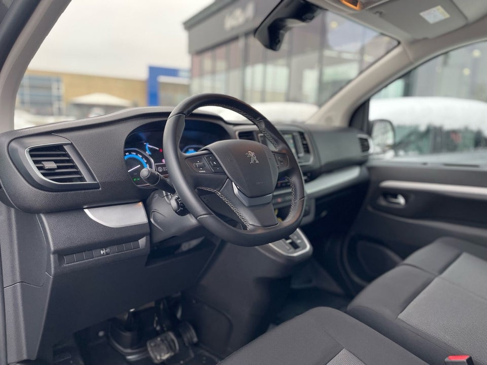 Peugeot e-Expert 75 L2 Ultimate Van