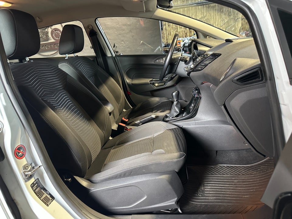 Ford Fiesta 1,0 SCTi 100 Titanium 5d
