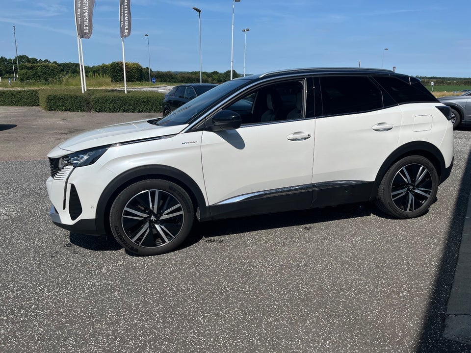 Peugeot 3008 1,6 Hybrid4 GT Pack EAT8 5d