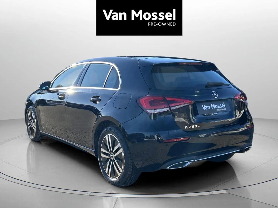 Mercedes A250 e 1,3 Progressive aut. 5d