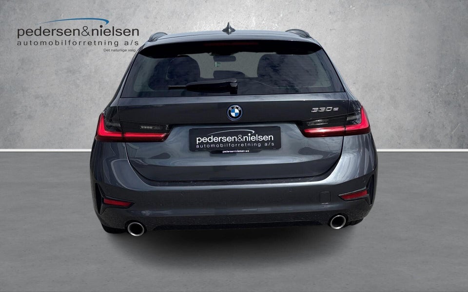 BMW 330e 2,0 Touring Sport Line aut. 5d