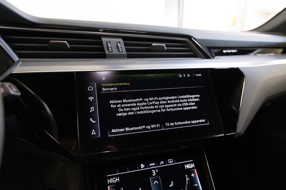 Audi e-tron 55 S-line quattro 5d