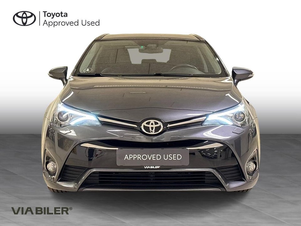 Toyota Avensis 1,8 VVT-i T2 Premium Touring Sports MDS 5d