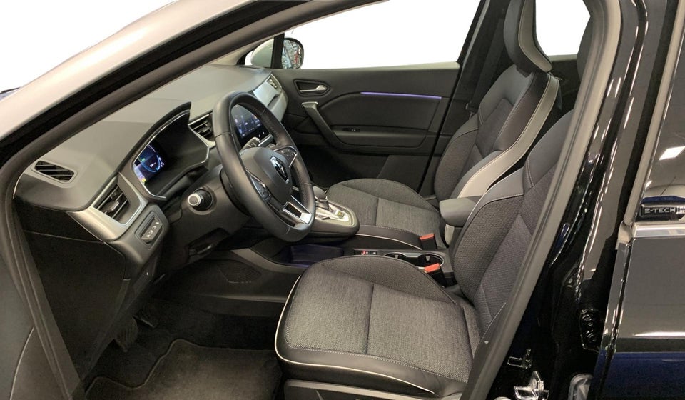 Renault Captur 1,6 E-Tech Intens 5d