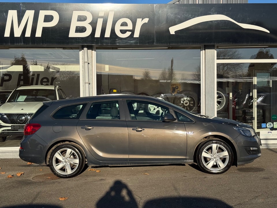 Opel Astra 1,4 T 140 Enjoy Sports Tourer 5d