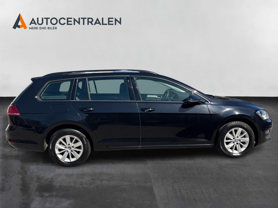 VW Golf VII 1,4 TSi 122 Comfortline Variant BMT 5d