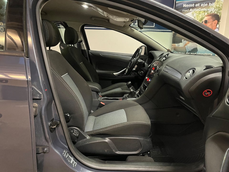 Ford Mondeo 2,0 TDCi 140 Collection stc. 5d