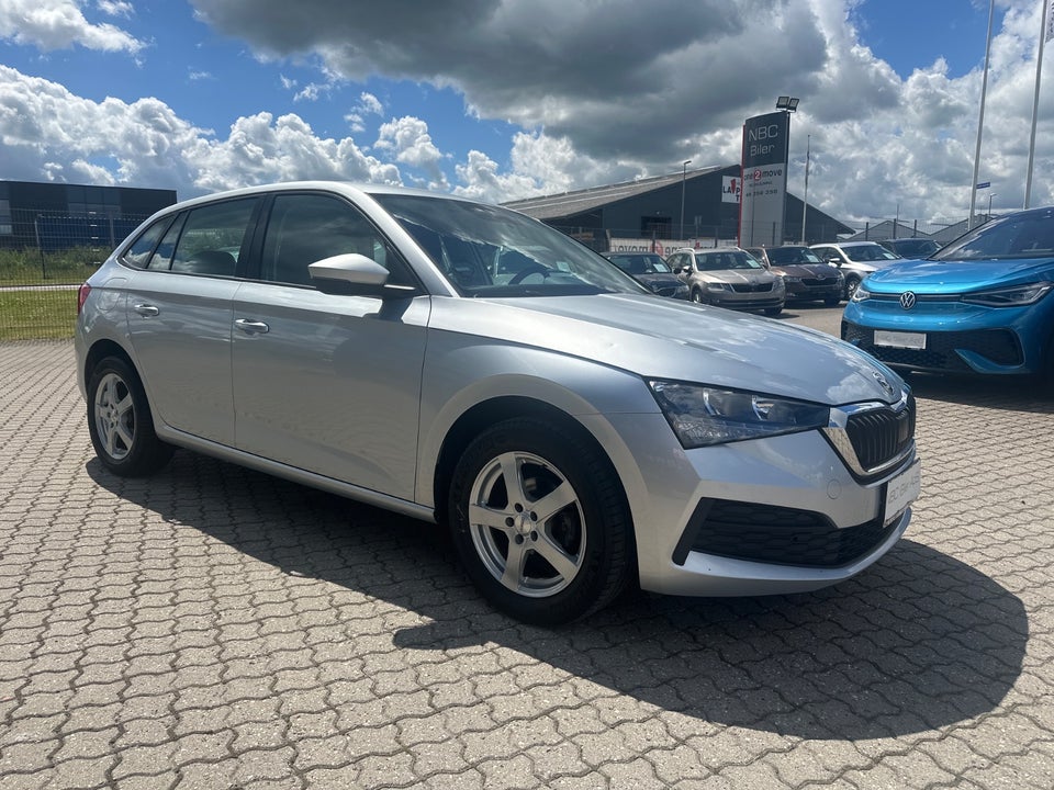 Skoda Scala 1,0 TSi 95 Active 5d