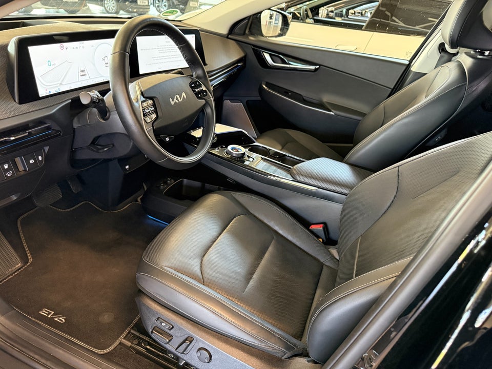 Kia EV6 77 Long Range Upgrade 5d