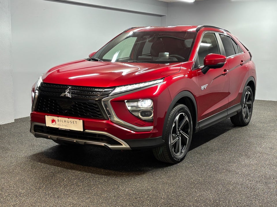 Mitsubishi Eclipse Cross 2,4 PHEV Intense CVT 4WD 5d