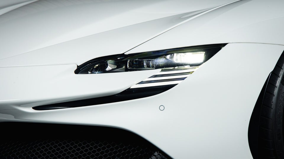 Ferrari SF90 Stradale 4,0 DCT 2d