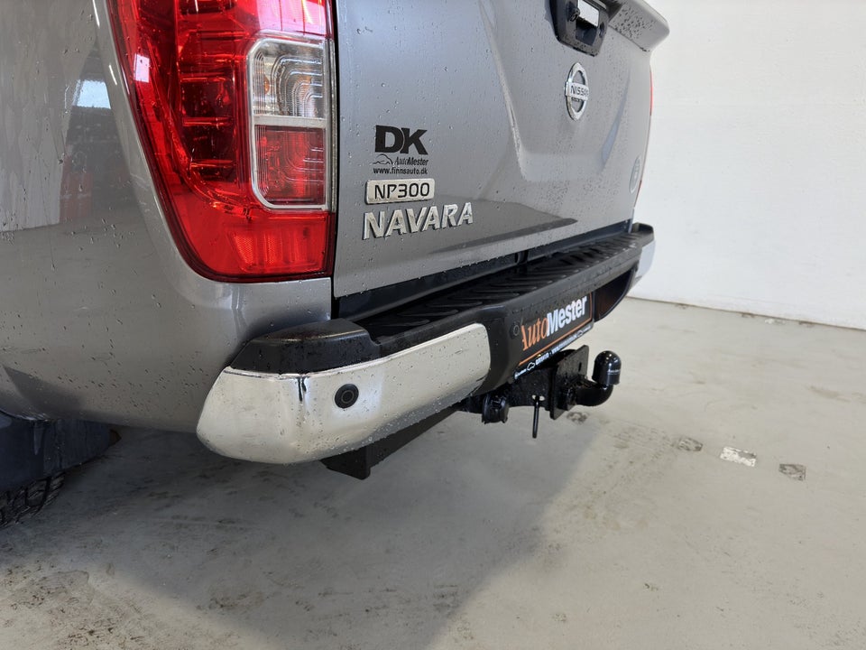 Nissan Navara 2,3 dCi 190 Db.Kab Tekna aut. 4d