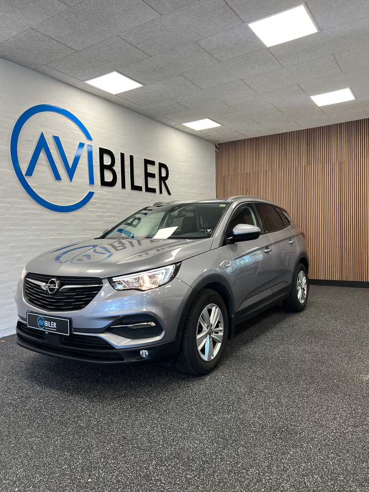 Opel Grandland X 1,2 T 130 Excite 5d