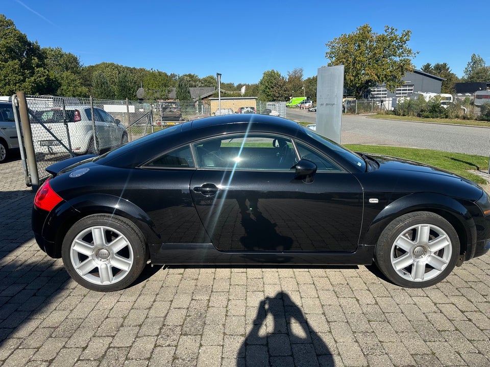 Audi TT 1,8 T 163 Coupé 2d