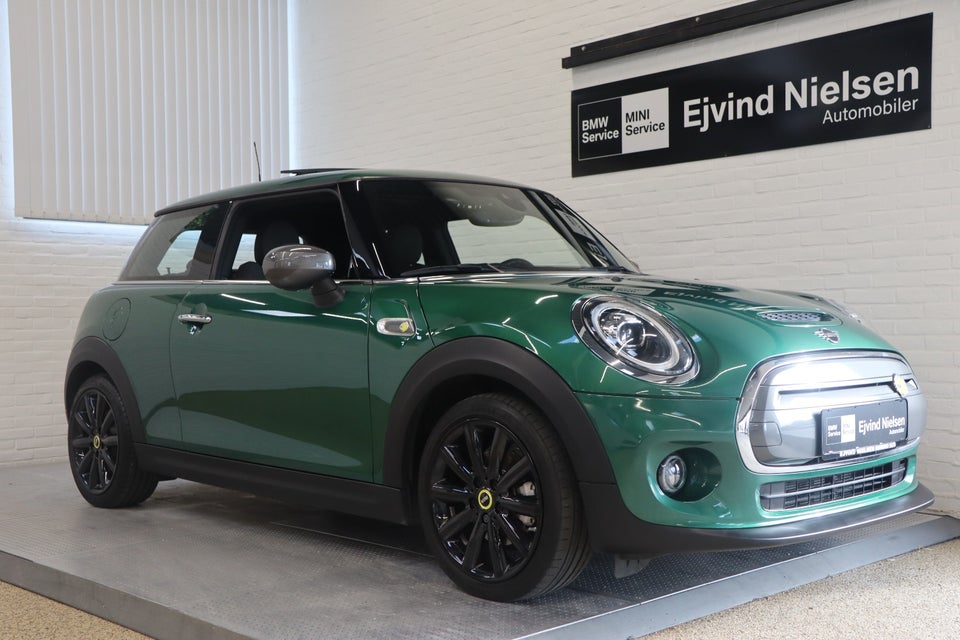 MINI Cooper SE Maximise 3d