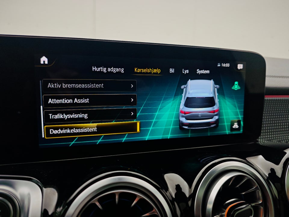 Mercedes EQB300 AMG Line 4Matic 5d