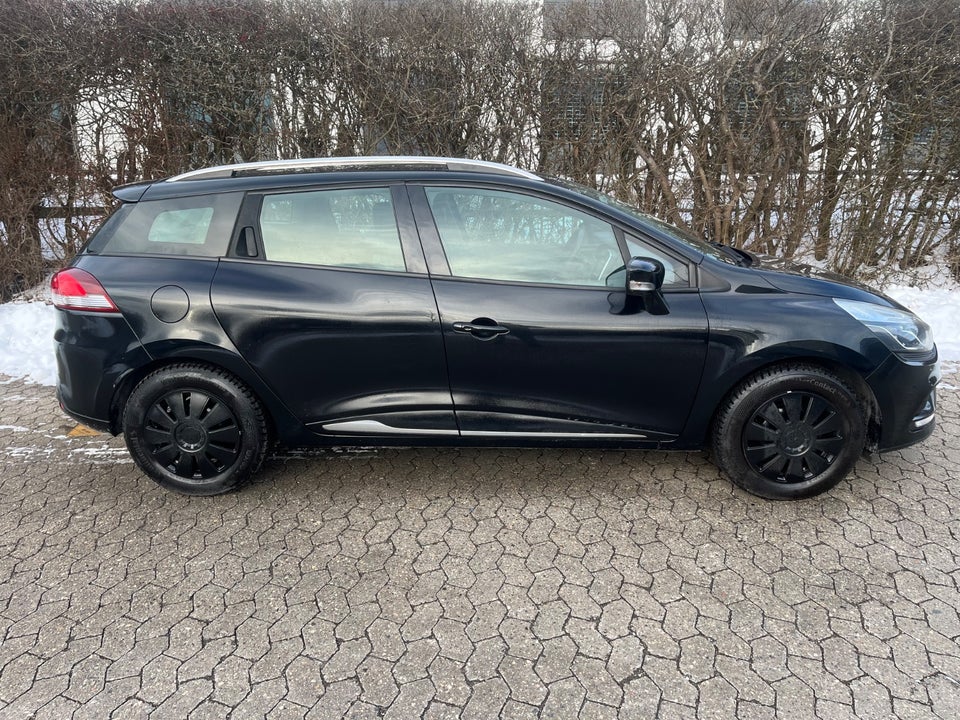 Renault Clio IV 0,9 TCe 90 Expression Sport Tourer 5d