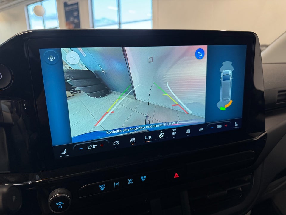 Ford E-Transit Custom 340L 64 Sport