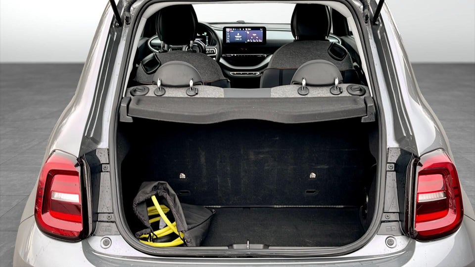 Fiat 500e 42 Icon 3d