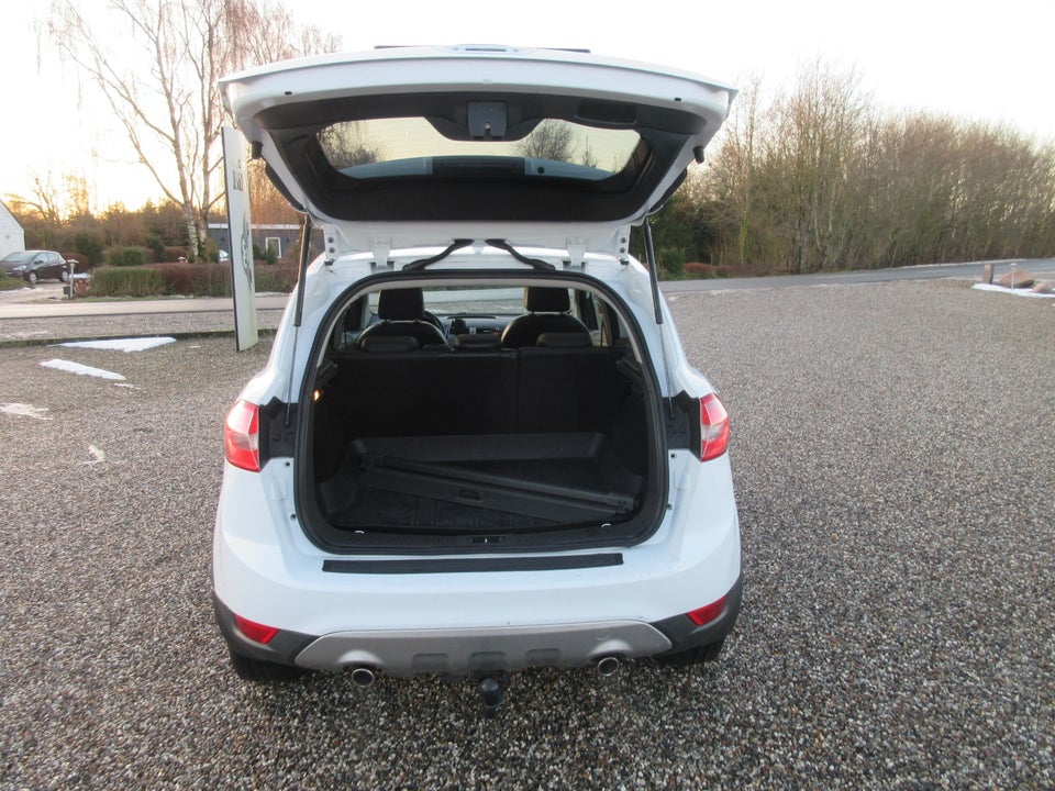 Ford Kuga 2,0 TDCi 140 Titanium 5d