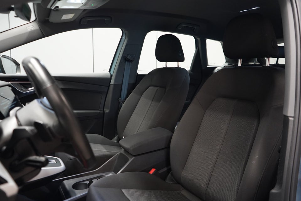 Audi Q4 e-tron 35 Attraction 5d