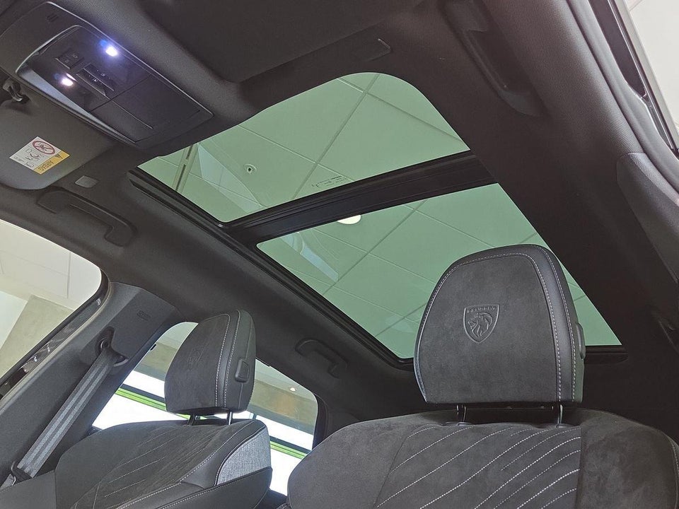 Peugeot e-5008 77 GT Pack 7prs 5d