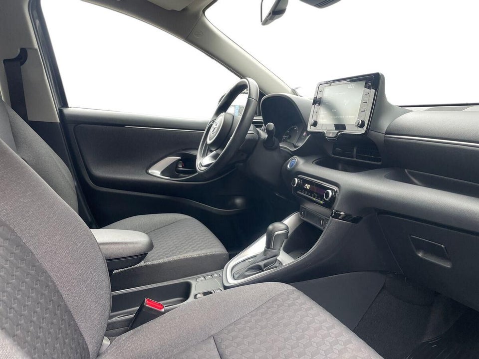 Toyota Yaris 1,5 Hybrid Style Technology e-CVT 5d