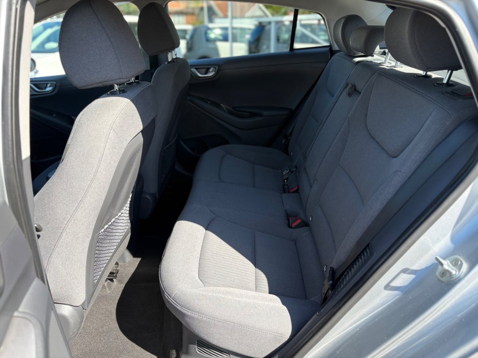 Hyundai Ioniq 1,6 PHEV Trend DCT 5d