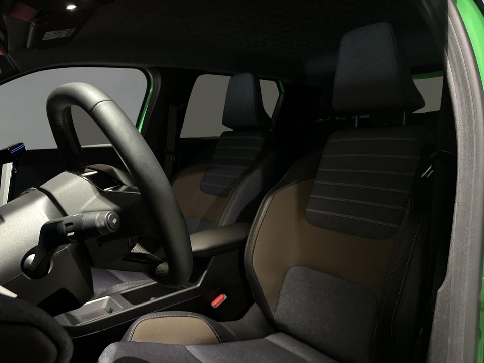 Renault 5 E-Tech 52 Techno 5d