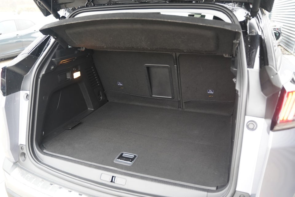 Peugeot 3008 1,6 Hybrid Allure Pack EAT8 5d