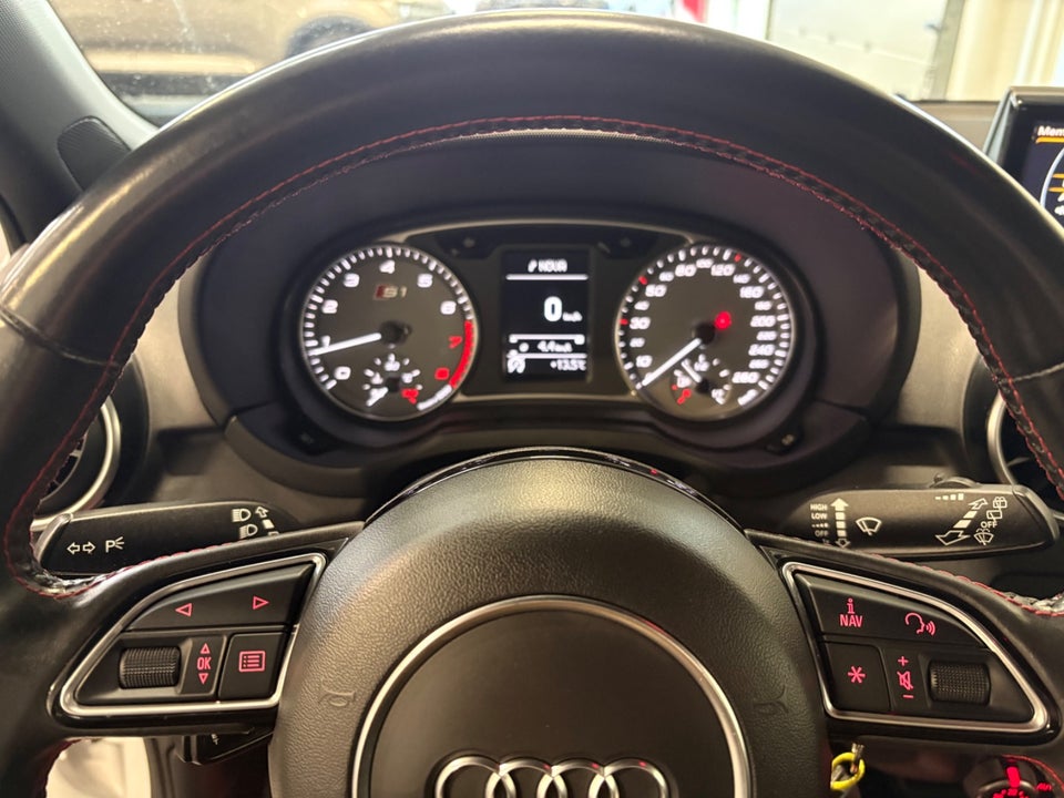 Audi S1 2,0 TFSi Sportback quattro 5d