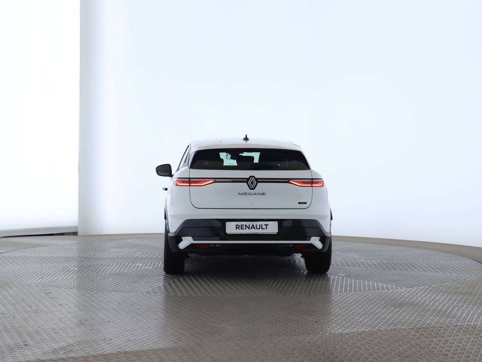 Renault Megane E-Tech 60 Equilibre 5d