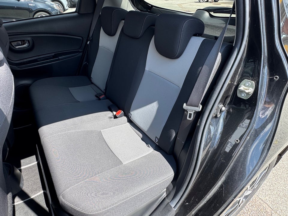 Toyota Yaris 1,5 Hybrid H2 Limited e-CVT 5d